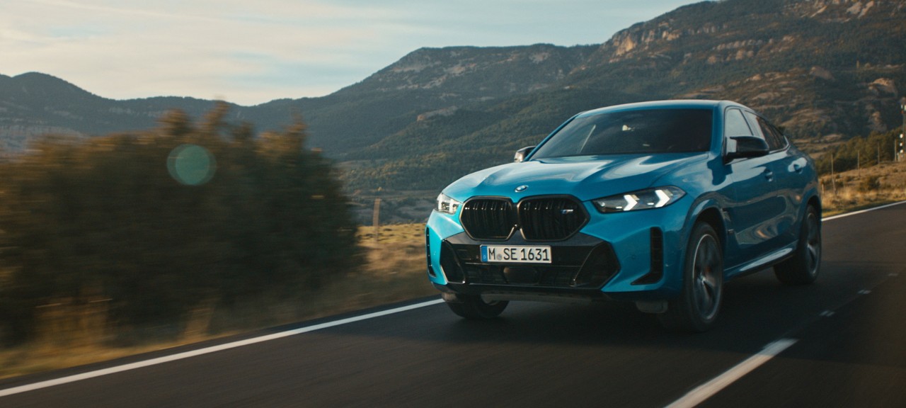 GYŐZŐDJÖN MEG RÓLA, HOGY MENNYIRE DINAMIKUS A BMW X6.