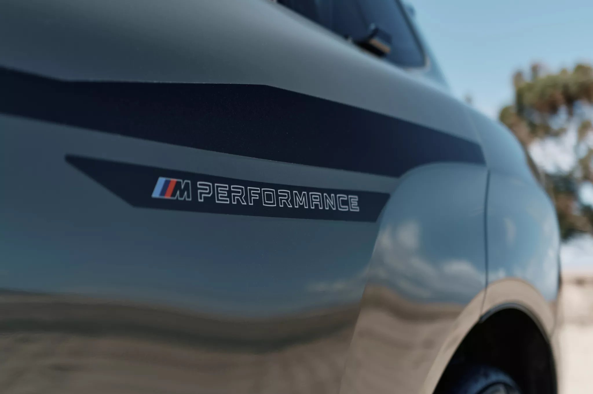 M Performance Parts tartozékok.